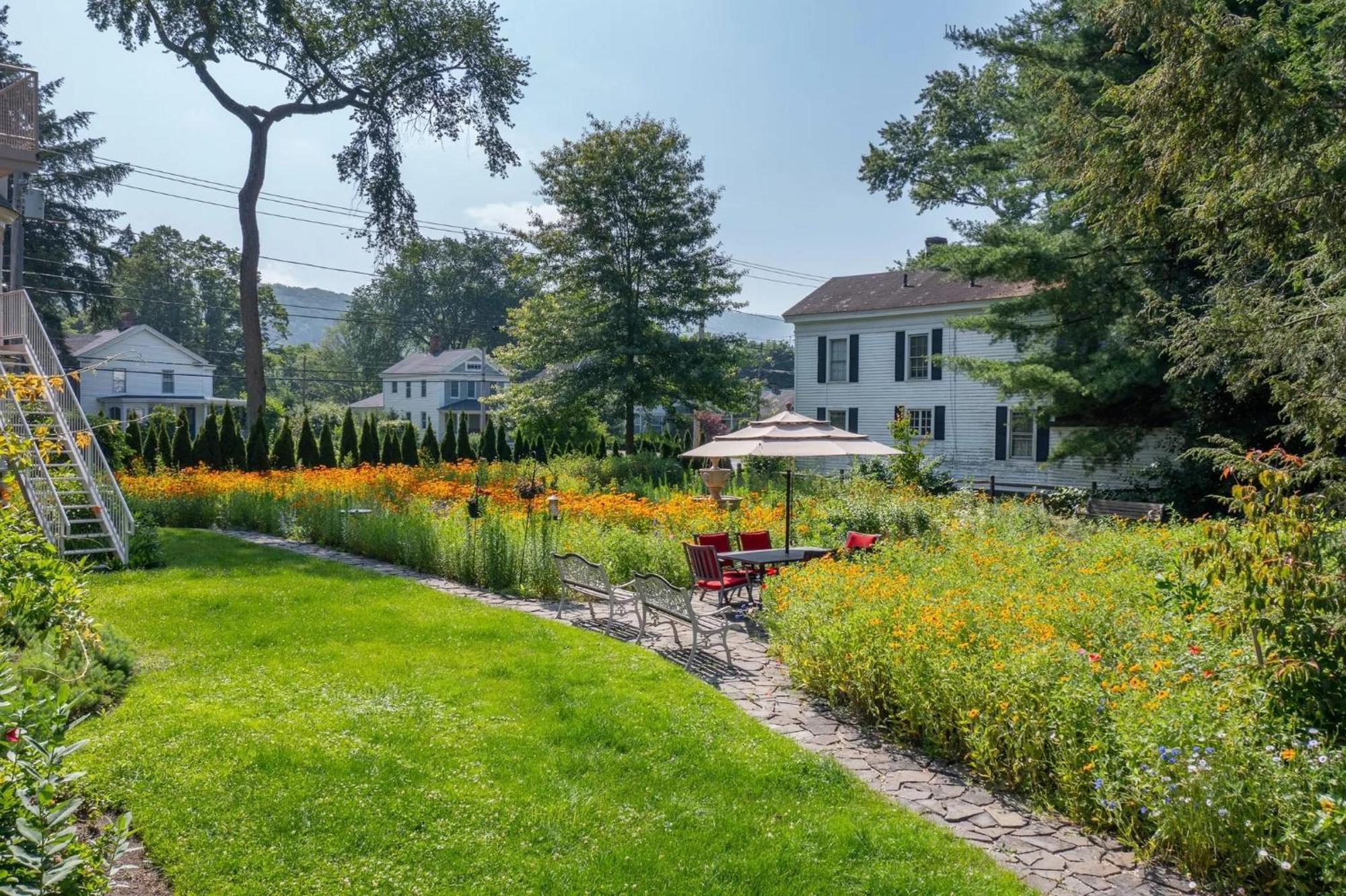 Wainwright Inn Great Barrington Eksteriør billede